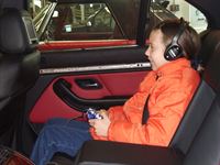 Musik- und Multimedia Anlage im 5er BMW E39 montiert.