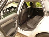 Audi A4 Avant Innenausstattung inkl. vier Türverkleidungs Innenteile in Leder neu angefertigt und montiert.