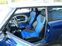 Mini Cabrio komplette Innenausstattung in Leder Schwarz/blau neu angefertigt und montiert. 