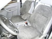 VW Caddy, Sitzinnenteile in Alcantra neu angefertigt und montiert.