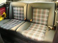 VW Golf 1 GTI, Sitzbezüge in Leder und Original GTI Stoff neu angefertigt und montiert.
