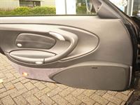 Porsche 911 Cabrio, Alpine Navigation, Jehnert 3-Wege Soundboards mit2x16er Tieftöner und Audio System Verstärker nachgerüstet.
