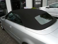 Audi A4, Verdeck Bezug Sonnenland Stoff schwarz mit beheizter Glasheckscheibe geliefert und montiert.