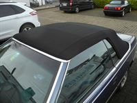 Chrysler Le Baron , Verdeck Bezug in Sonnenland Stoff schwarz mit beheizter Glasheckscheibe geliefert und montiert.