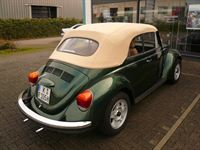 Käfer Cabrio, Verdeckbezug in Sonnenland Stoff schwarz geliefert und montiert.
