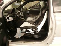 RECARO Pole Position ABE Sitze im Fiat 500 nachgerüstet.