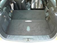 Mini Cooper, Recaro Sportster CS Sitze mit Carbon Rückschale montiert. Kofferraum- und Rücksitzabdeckung angefertigt und montiert.