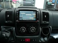 Pioneer AVIC-EVO1-DT2-C-OE Ducato Navigation. Perfekt integrierte Wohnmobil-Navigation mit Apple CarPlay & Android Auto. Die Lösung von Pioneer für Ihr Wohnmobil (Ducato IV-Plattform, ausgestattet mit 2-DIN-Originalradio), in Piano Black.